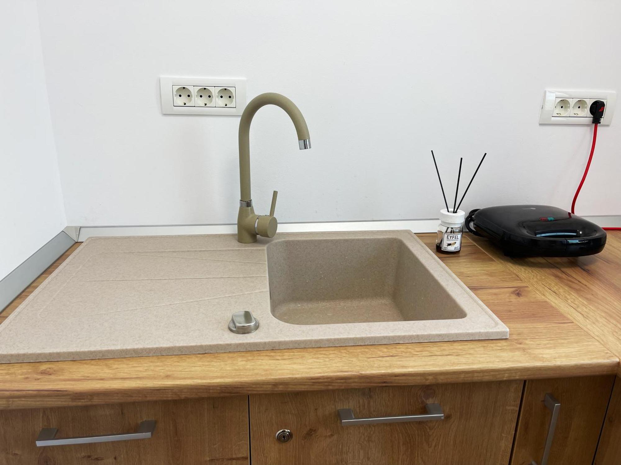 Central Residence Targu Jiu Ngoại thất bức ảnh