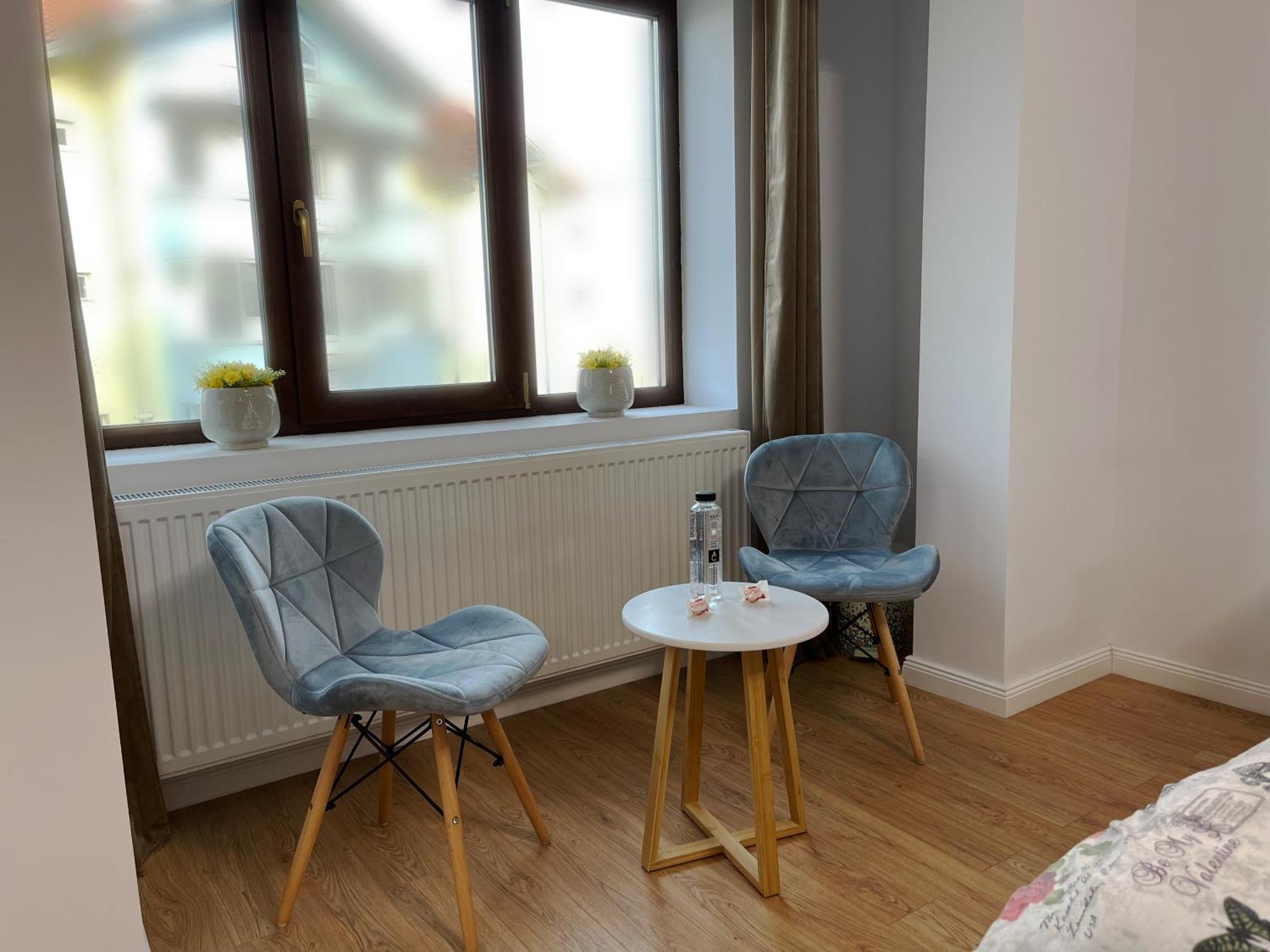 Central Residence Targu Jiu Ngoại thất bức ảnh